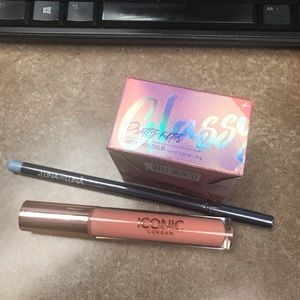 Make up bundle